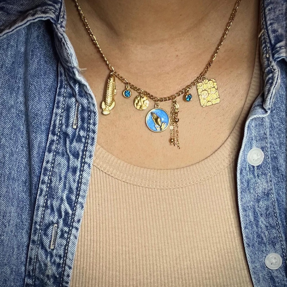 Prayer Blue Ocean Theme Charm Necklace w Figaro Chain 18k Gold - Picture 2 of 2